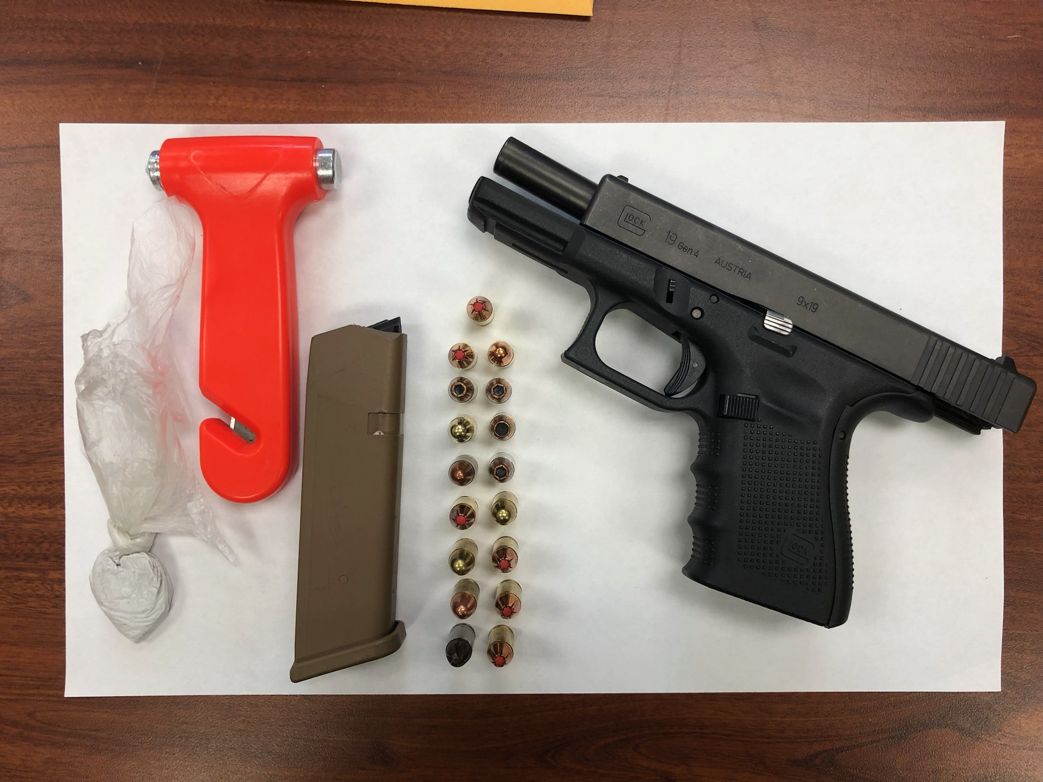 CPDCaptHammer on Twitter "Outstanding work by D1 officers nabbing 2