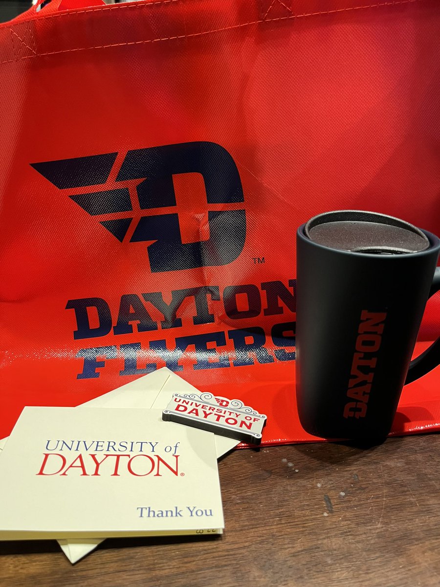 Zandyrz's tweet photo. Just received my guest speaker gift from @KimBigelow9 and the lab at @univofdayton! Thank you so much! Such a great group of students! Very engaged and asked great questions. It was an honor being highlighted in the black biomechanist seminar series! #blackbiomechs #phdhighlights https://t.co/CEmQJV8Z5s