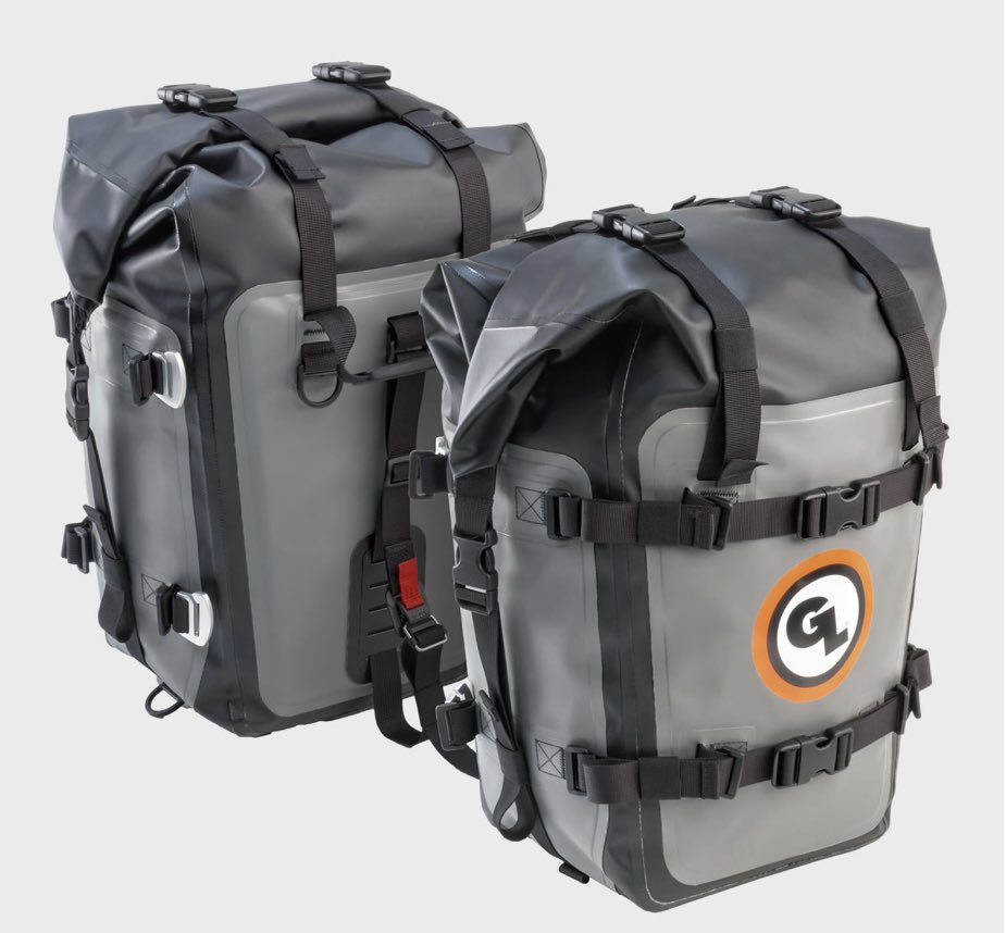 taka_crf250's tweet image. おはようございます🌞

これが気になっています…

GiantLoopのパニアバック

バイクのサイズを考えると、これくらいかな…と

#crf250rally 
#giantloop 
#パニアバック
#キャンプツーリング 
#バイク好きと繋がりたい 
#バイク乗りと繋がりたい