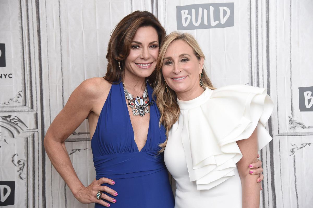 PageSix's tweet photo. Luann de Lesseps and Sonja Morgan land 'Simple Life'-style reality show https://t.co/XaTHMilcPo https://t.co/aet6U4N7fw
