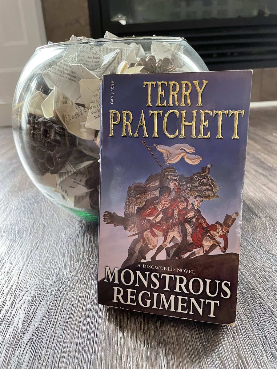 chanel_staal's tweet photo. Monstrous Regiments is my favourite Discworld novel! I love the politics and the feminist twist and the ongoing humour. https://t.co/TMfm3A7RPd