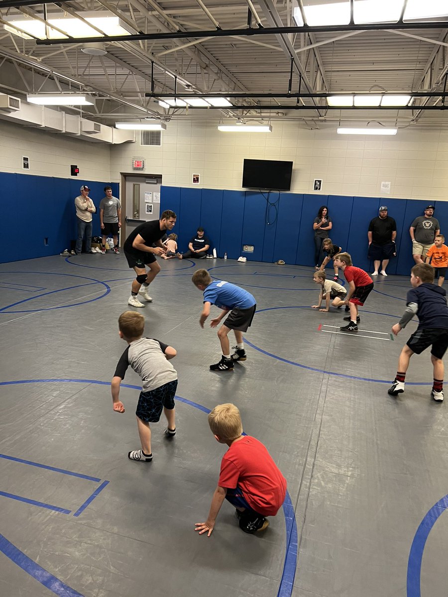 EpjWrestling's tweet photo. Awesome camp today at EPJ with two great coaches @storleystorm @ClayJCarlson https://t.co/9wy9hMQ1yN