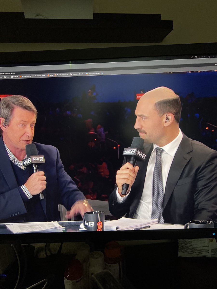 _ryanmj's tweet photo. .⁦@NHL_On_TNT⁩ How did ⁦@BizNasty2point0⁩ suddenly make a huge leap in authority and believability tonight? I can’t seem to put my finger on it. Everything just makes sense. #nhl #nhlontnt #stanleycupplayoffs #stanleycup https://t.co/vK0O5EFei1