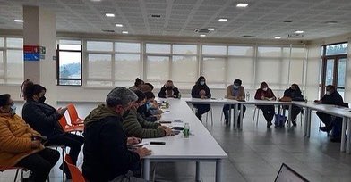 jvalencialab's tweet photo. SESIÓN COMITÉ AMBIENTAL COMUNAL (CAC) DE CORONEL 

Reiteramos funciones en Sistema de Certificación Ambiental Comunal, elegimos directiva 2022 y se dio a conocer información importante sobre su rol ciudadano, en las distintas instancias ambientales que vienen para  la comuna. https://t.co/ZiI5J47JsV