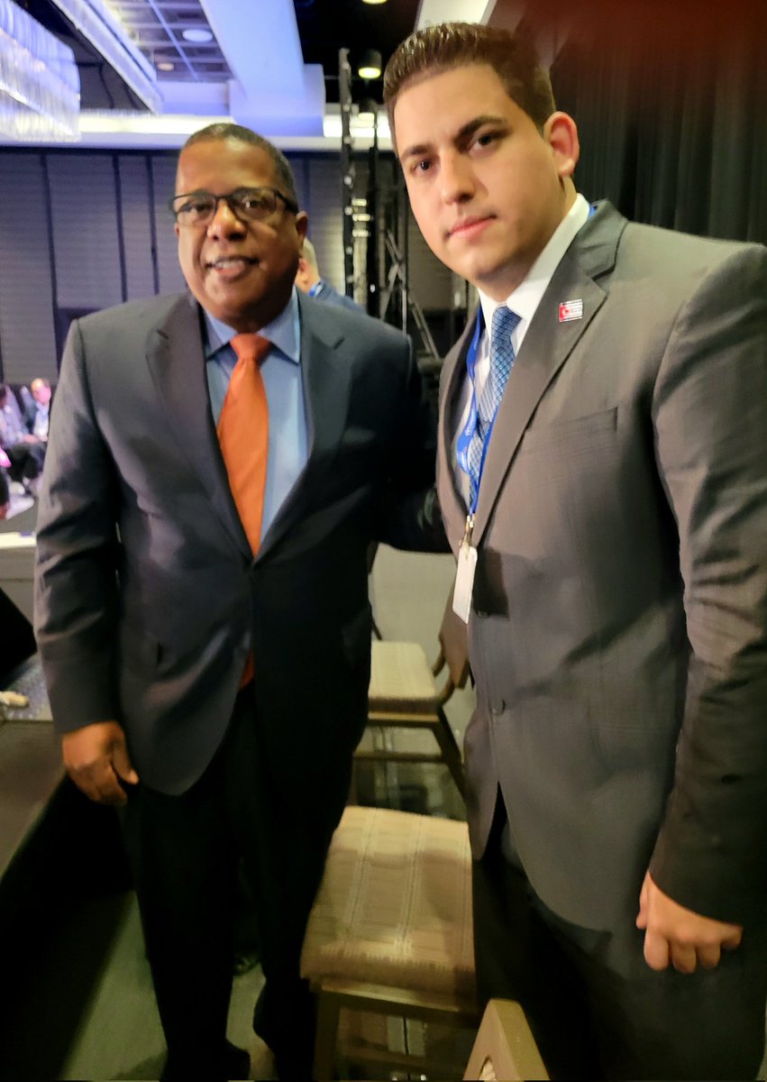 Gracias estimado Subsecretario de Estado Brian Nichols <a href="/WHAAsstSecty/">Bureau of Western Hemisphere Affairs</a> por su apoyo y firme determinación de no invitar a los regímenes de Castro-Canel, Maduro y Ortega. 

Y Gracias por incluir a los cubanos, venezolanos y nicaragüenses que luchamos por la libertad y la democracia.