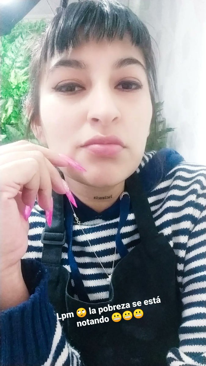 Lislislis222's tweet photo. Quien está cansado de ser #pobre lpm 🙄🤦 https://t.co/6vNum8oYm4
