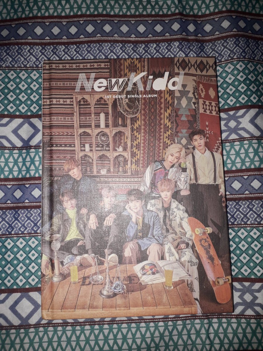pinkjinqueen's tweet image. 5. Álbum Newkidd
R$70