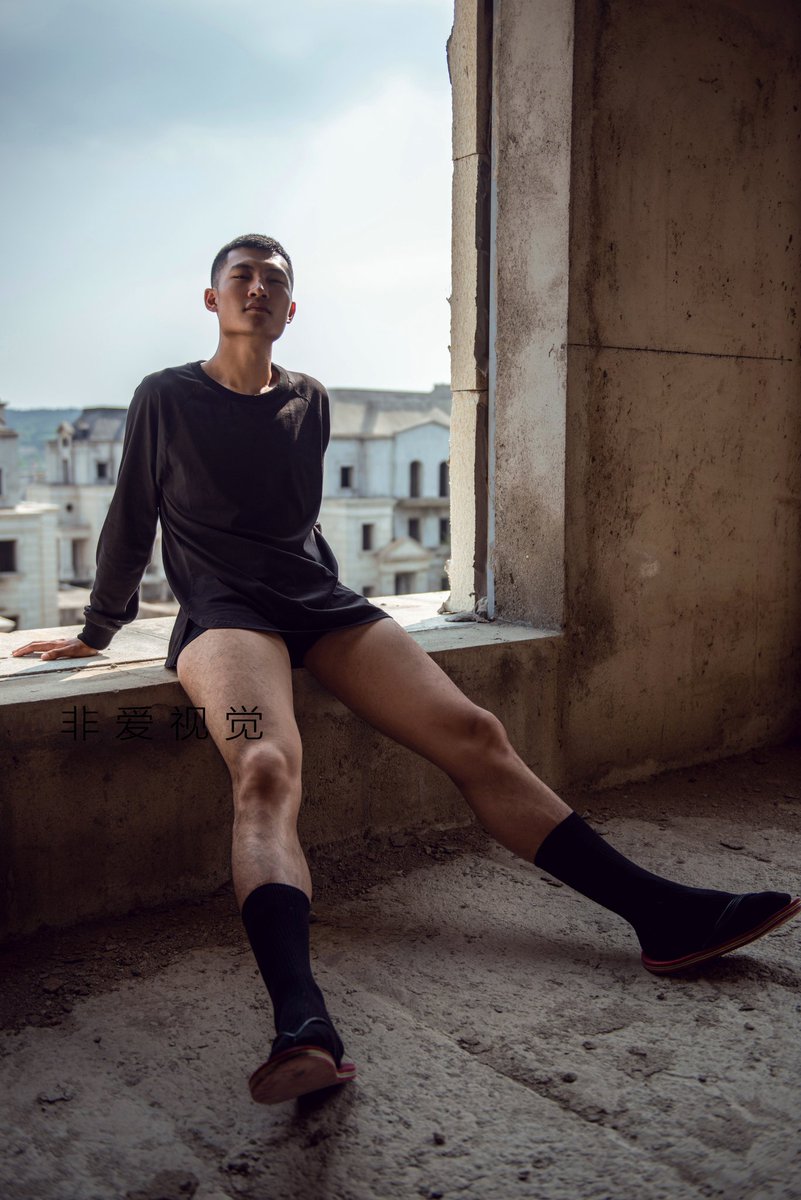 非爱视觉（空降约拍） tweet media