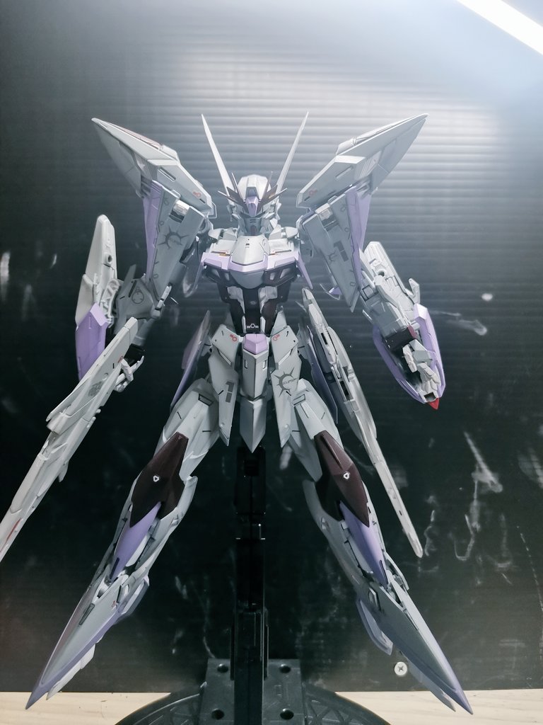 celsior300628's tweet photo. プラモ熱が再熱してまた、セコセコと作り始めました。
小学校の頃からガンプラは作ってますが知識経験共に素人同然の雑魚モデラーです🥺
それでも良かったら仲良くしてください
無言フォロー大歓迎
#ガンプラ
#ガンプラは自由だ 
#ガンプラはどんな発想で作ってもいいんだ 
#ガンプラ好きと繋がりたい https://t.co/7LOLxcwxs6