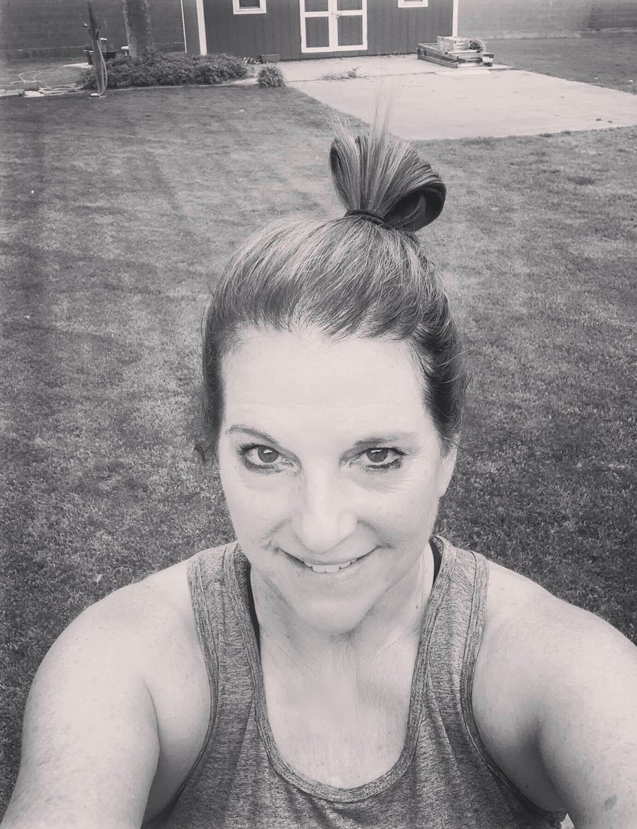 dball6277's tweet photo. #5kfor5days @tommie_runz @asics Very humid and hot 5k done!! #ultramarathongiveaway #teamultra @WahooRunning https://t.co/H1AnoXAofH