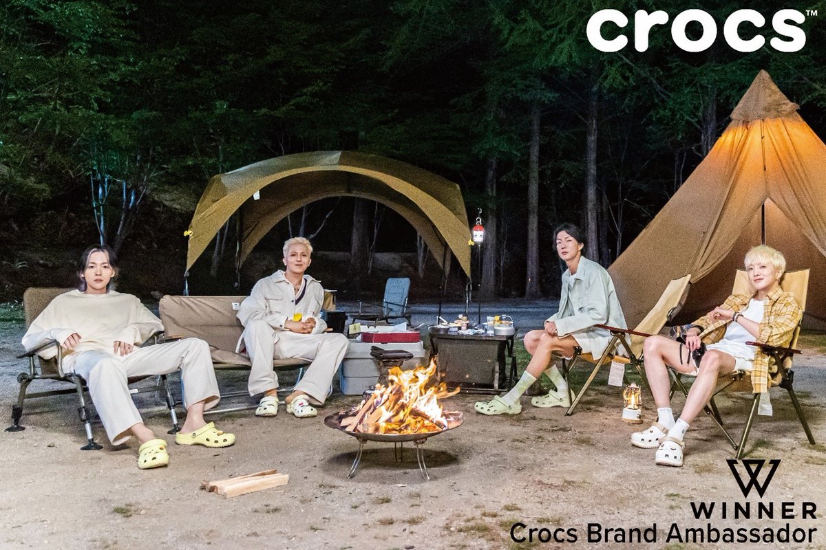KJWN_365's tweet photo. [🐰] WINNER brand ambassador for @Crocs

🔗https://t.co/pHOIurvn2K

#JINU #김진우 #위너 #WINNER @official_jinu_ https://t.co/cZB4Q6J2rz