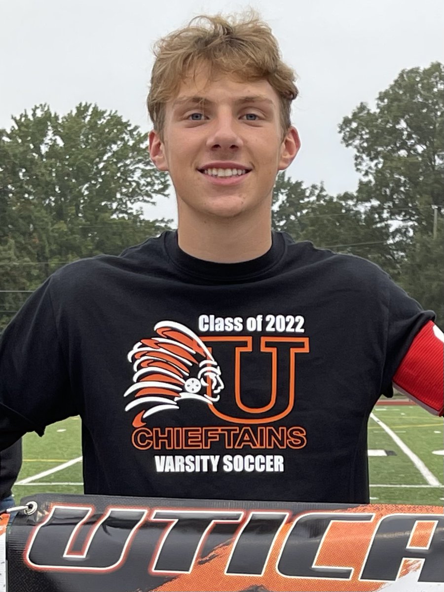 KristenJMahoney's tweet photo. Congratulations on your high school graduation, Jack! 🖤🧡🎓 You have so much to be proud of! We wish you all the best in your next adventure at Northwood University! 💙⚽️ Love, Mom, Dad, Matt, &amp; Will. #ucs22 #UHS https://t.co/IXcPiXCSrd