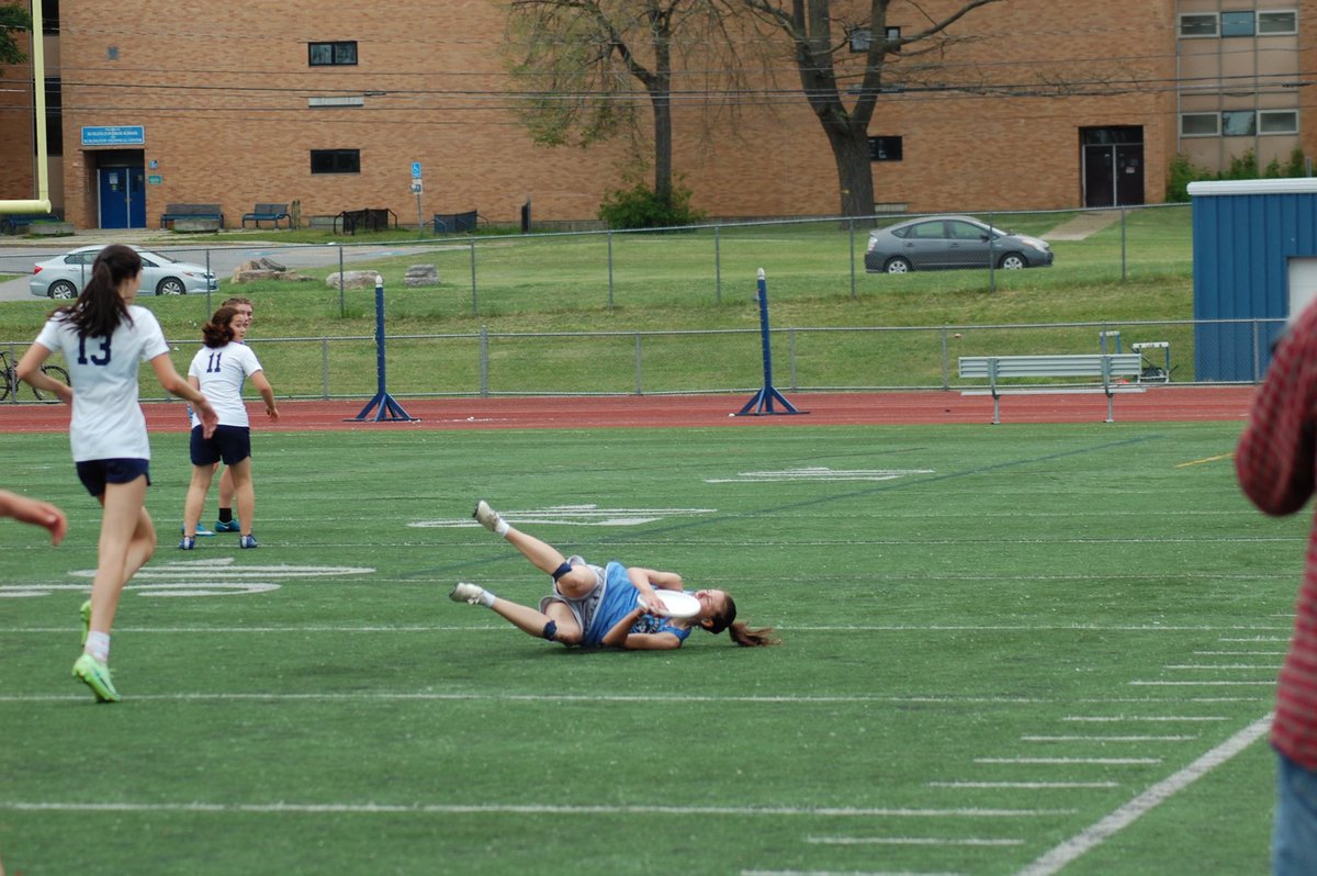 SandraFlemer's tweet photo. Tough loss today in the Semi Finals against BHS. Couldn’t be prouder of our amazing team. We fought hard and played our best. @pburkevt @SBWolfPack https://t.co/am1Xwaie3e