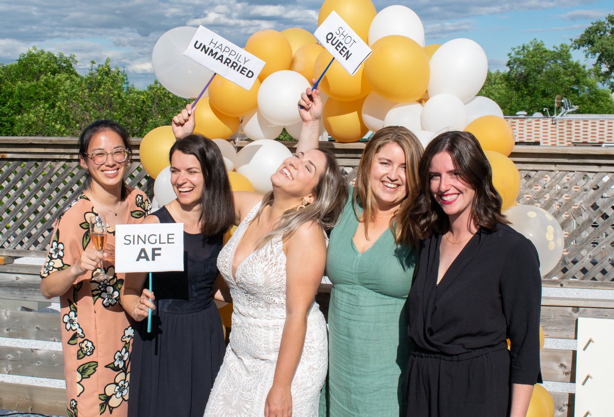 Christine Manzo tweet media