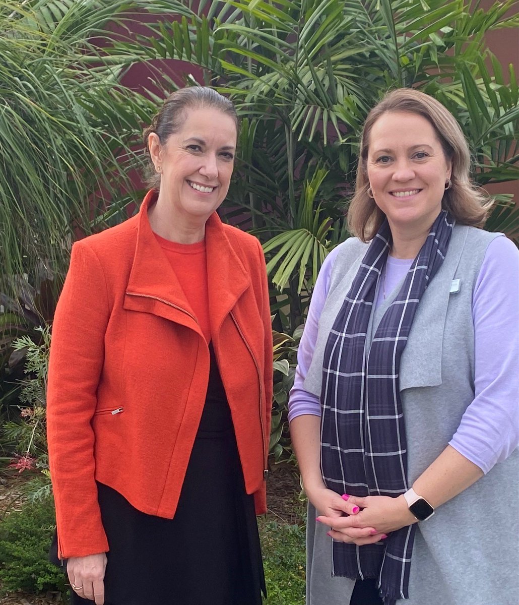 ISQ_QLD's tweet photo. Thanks to Principal Katrina Valencia at @StPaulsLPS  , Caboolture for showing ISQ Director (Strategic Relations) @shariarmistead around her Kindergarten-Year 6 school in leafy surrounds at Caboolture.

#valueofindependentschools #choiceanddiversity https://t.co/98EPurMQ0p