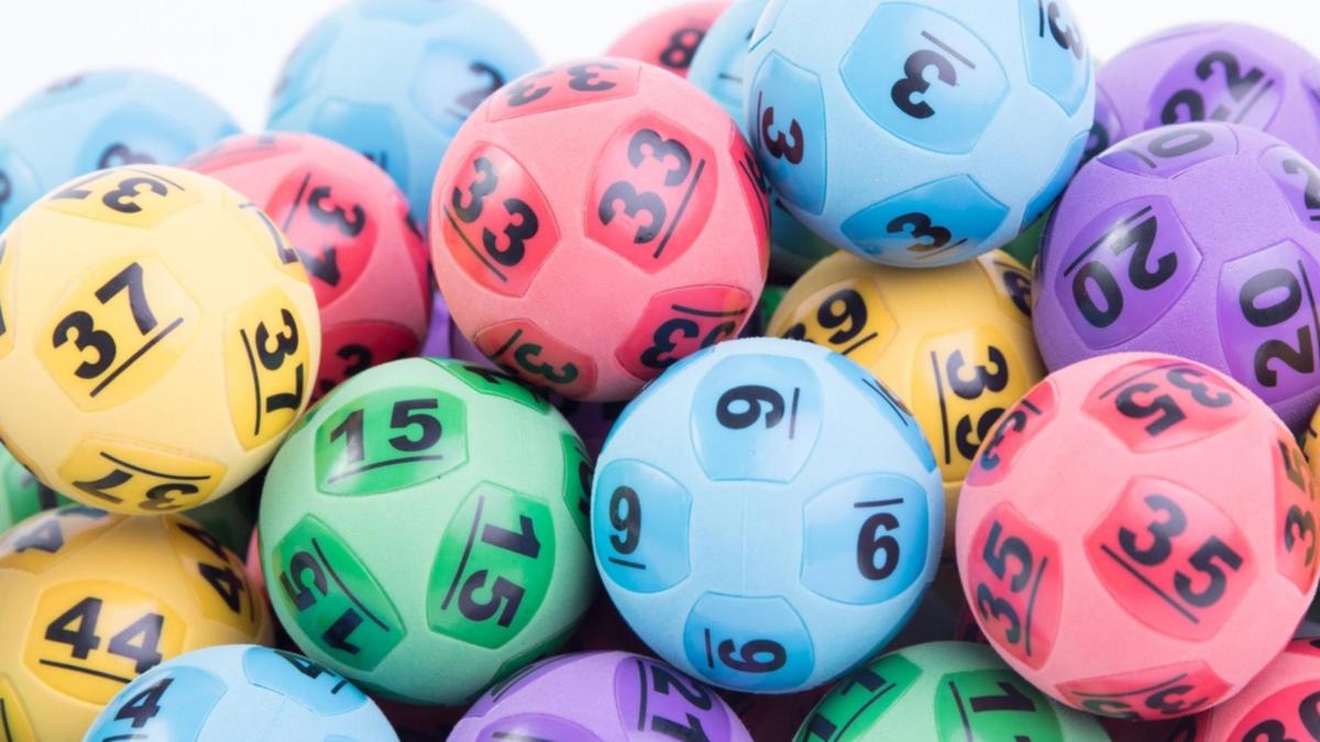 RT @p2pMark: Mystery winners in NSW and Victoria share $80 million Powerball jackpot https://t.co/vJVrqRyQvi https://t.co/0oppj9SbDV