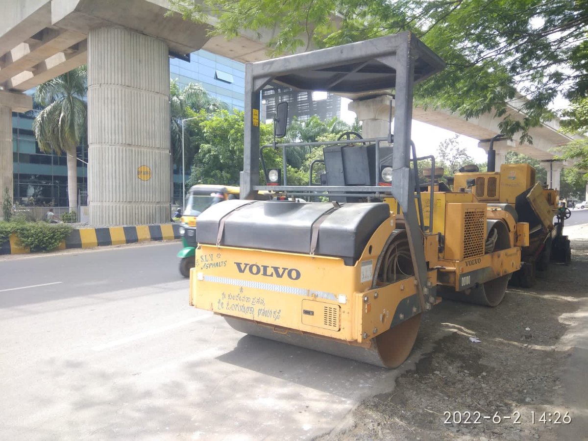 MTF_Mobility's tweet photo. HT Cables laying in ITPL Main Road and EPIP areas have been completed by L&amp;T under the supervision of BMRCL Traction Team. Road asphalting work has commenced

#bettercommute 

#cleanstreetchallenge75K 

@ArvindLBJP @manoharGABJP @JCREDDYPK @Clementcjayakum https://t.co/VfBpZvmzOU