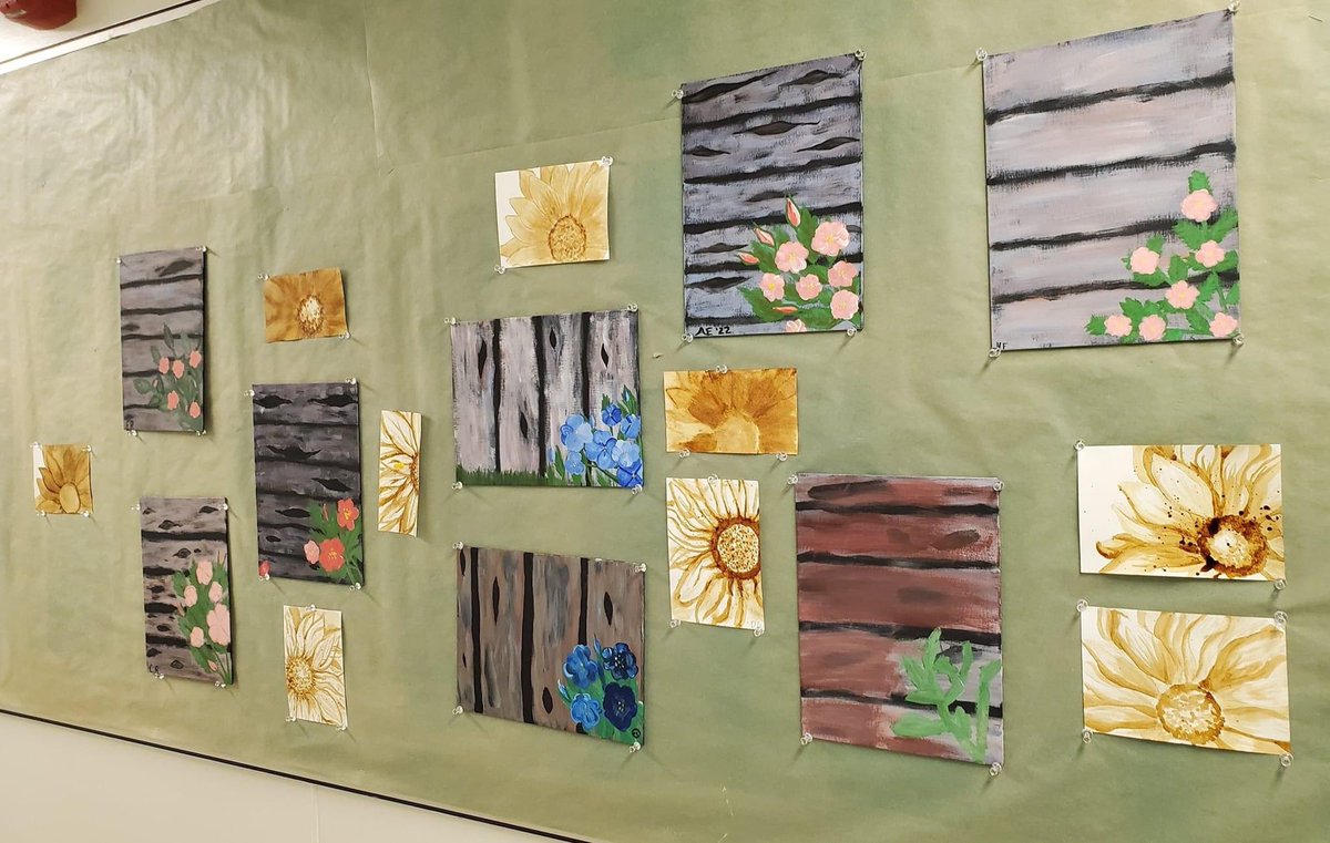 eyebrow_falcons's tweet image. Beautiful blooms created by the Art Club. #learningtogether #learninggrowing
