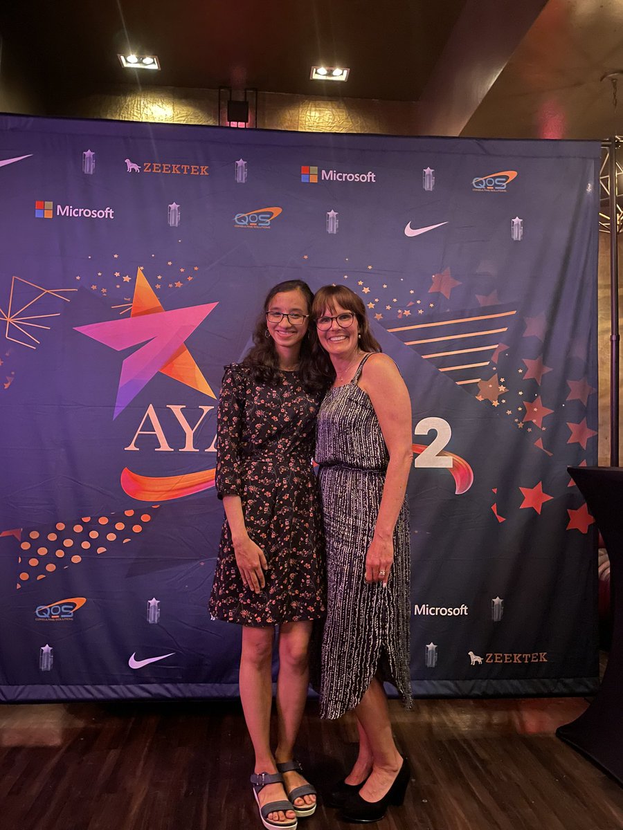 harinir_'s tweet photo. So grateful that our @barriers_in family won the Non-Profit Ally of the Year award yesterday! Thank you @KarmenINTL for this award 💕 
I’m so happy I met these wonderful women! @aastha1891 @CarpeDiemT3ch @lynn_dohm @EngineerNoureen @DeidreDiamond @InfosecVandana @Gabrielle_BGB ✨ https://t.co/Kw2UiaUcw9