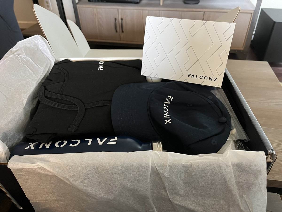 Thank you for the warm welcome <a href="/falconxnetwork/">FalconX</a>! Excited for the summer 😁😁 #crypto #summer