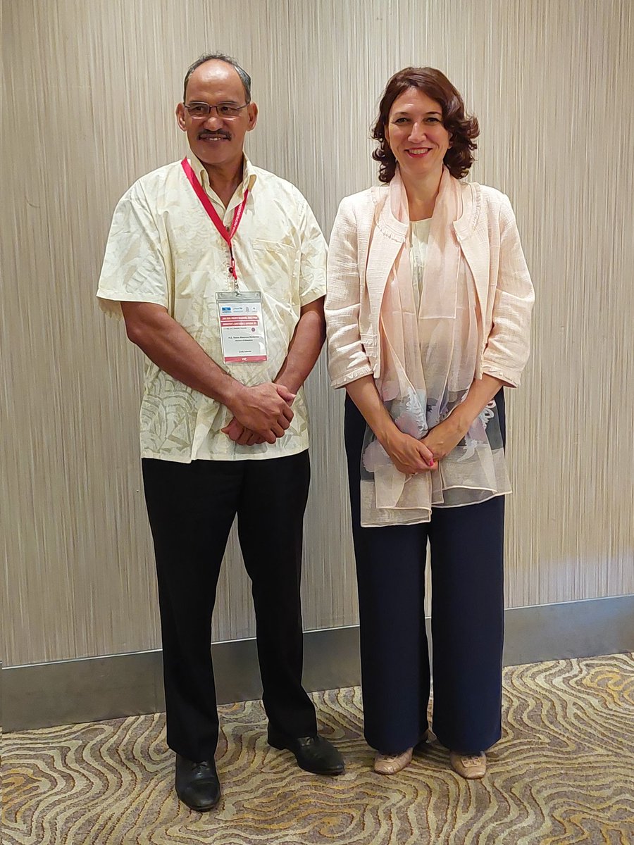 EXBChairperson's tweet photo. Meeting with honoured Minister of Education of the #CookIsland H.E. Vaine Makiroa Mokoroa for the beginning of another working day in Bangkok! Excellent exchange on key priorities of #SIDS in @ UNESCO! https://t.co/zx6hDkzWNj