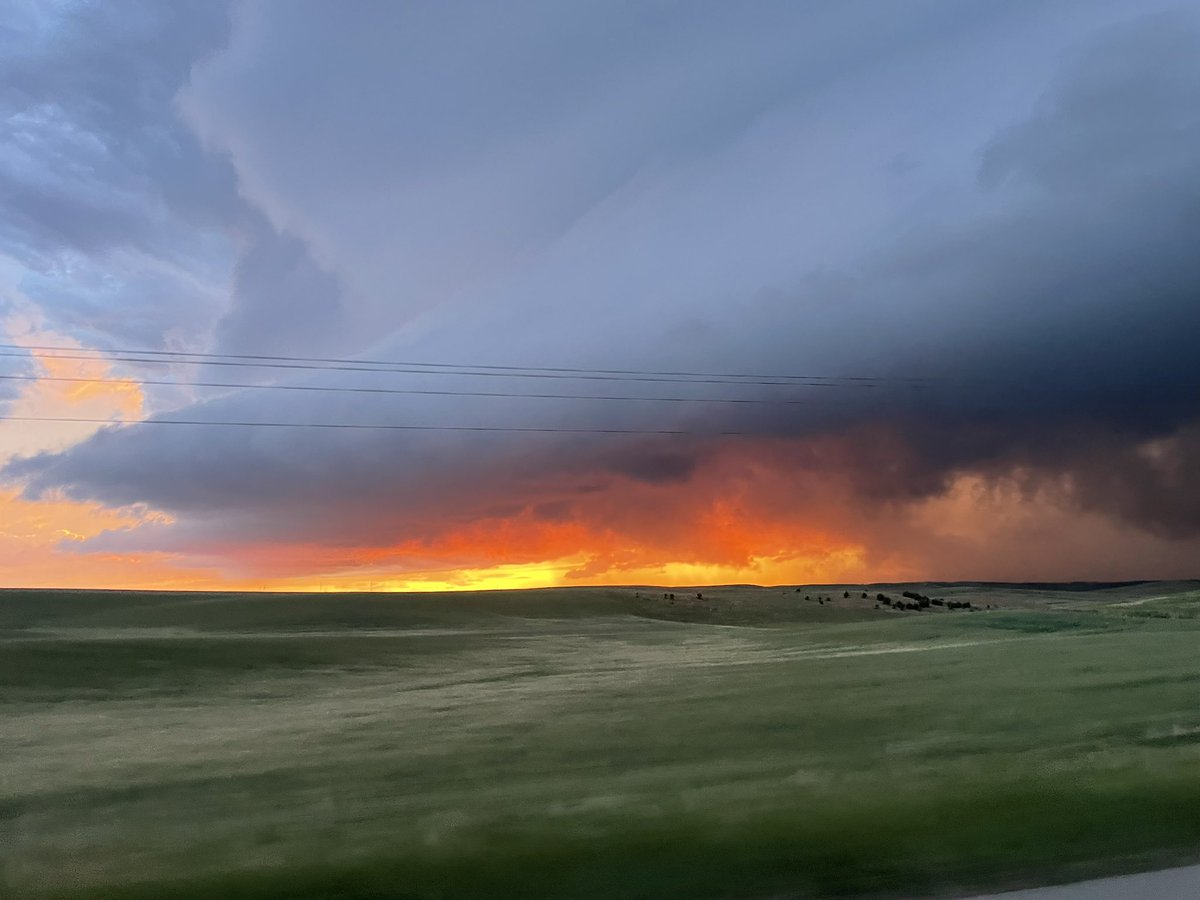 Fiery sunset supercell near Stapleton NE around 915 pm #newx