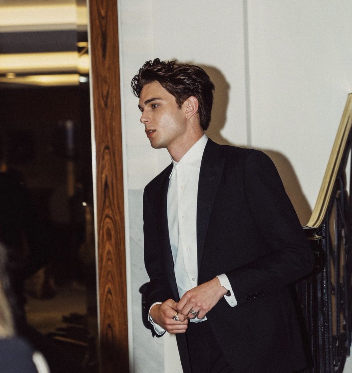 nilsjapan's tweet photo. He's so gorgeous

#PremiosMTVMIAW #MTVLACREADORGLNILS https://t.co/mUQ1yxJPqX