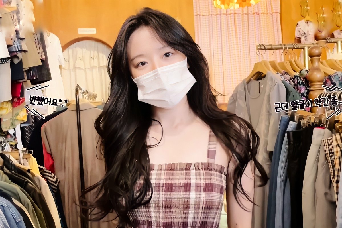 neuktokki's tweet photo. YEH SHUHUA FROM (G) I-DLE 🧎🏻‍♀️ https://t.co/gTtMyhJdZ2