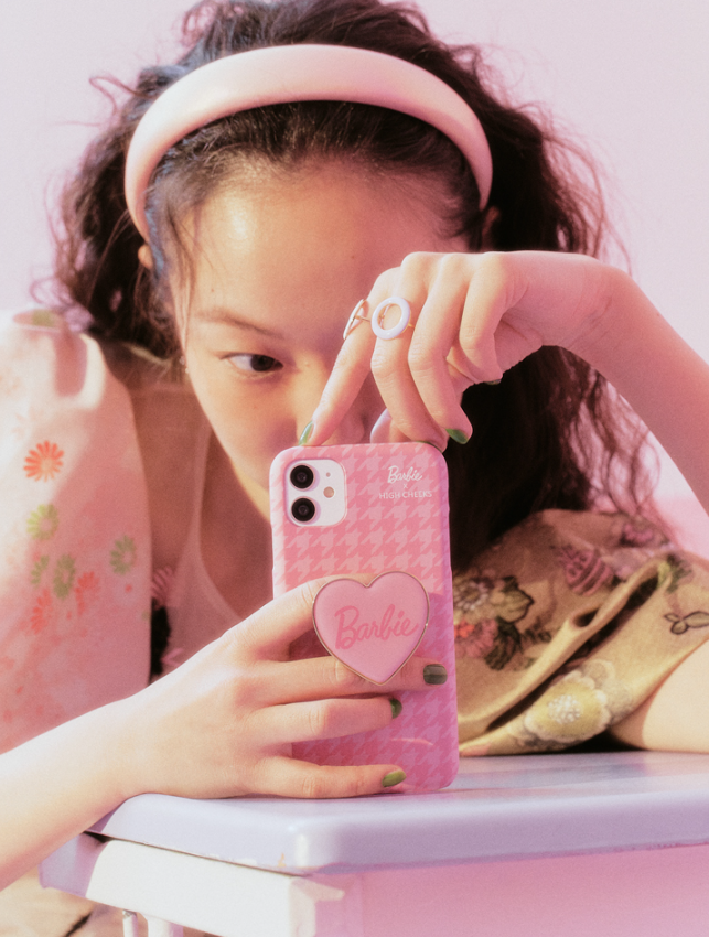 tothemoonn_'s tweet image. (📱💗) pre order - Barbie x High Chicks 💋

มีครบทั้ง Iphone-Samsung น้า สอบถามรุ่นมือถือ dm ได้เลยจ้า ✨

ミ♡ 1,790/ 1,780/ 790/ 1,130 baht (มัดจำ 50%)

#พรีออเดอร์เกาหลี #highchicks #เคสไอโฟน #iphonecase #พรีเคสมือถือ #พรีเกาหลี #barbieprincess #Barbie