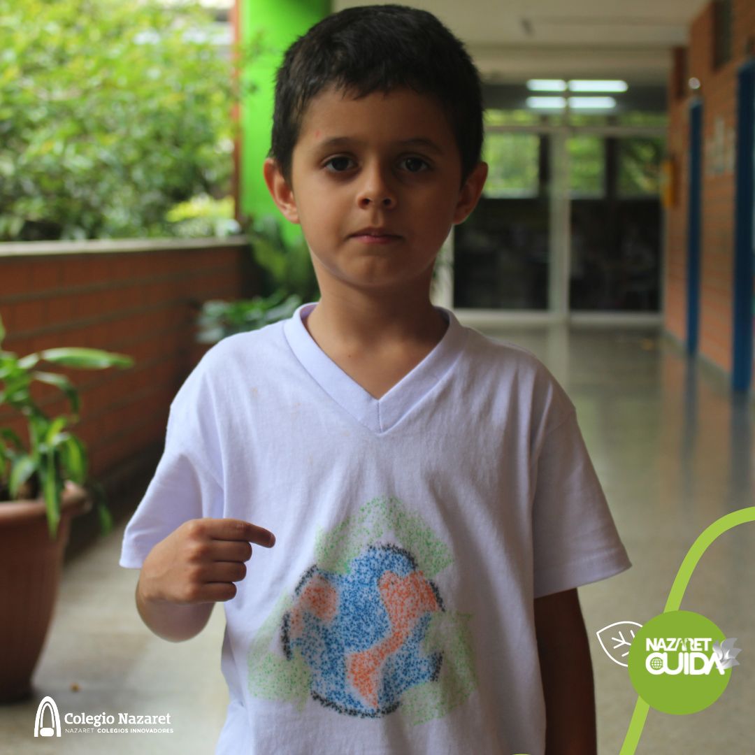 Nazaret_Bello's tweet photo. Un día fantástico! Nuestra Inteligencia Naturalista desarrollándose al máximo. Todos con la misión #Estampar y #Cuidar desde nuestras palabras,imágenes y mensajes nuestro mundo. ♻️💚✌️😎

@nazaretcuida
  #CulturaRe ♻️💚 https://t.co/f8vqIO3MlH