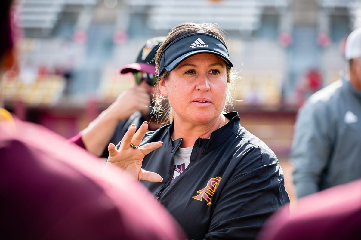 Rounding3rdSB's tweet photo. BREAKING NEWS: RTS has confirmed that @ASUSoftball Coach Trisha Ford will be named the new head coach at @AggieSoftball. Ford spent the last six seasons coaching the Sun Devils. During that time she won 212 games and made five NCAA Postseason appearances. #Rounding3rdSB #WCWS https://t.co/hDnlZ4CyCC