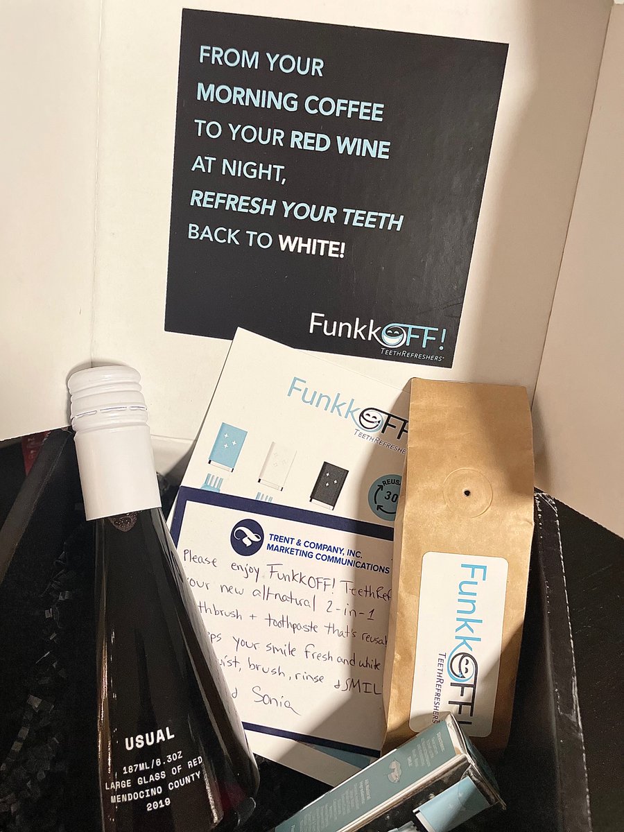 My gift box from <a href="/FunkkOFF_/">FunkkOFF!</a> is quite the treat = stellar #Marketing 💯. #writerslife #dentalcare