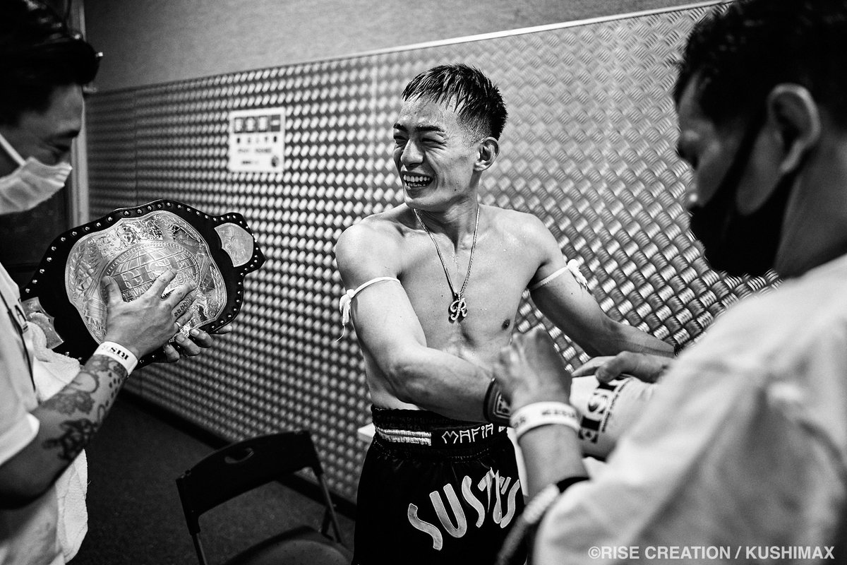 RISE_2003's tweet photo. 『 📸 Back Side of #RISE158 』

👑第3代ウェルター級王者
"浪速の伊達男"中野椋太/誠至会

📲YouTube配信中
https://t.co/OJu22d716e
※チャンネル登録お願い致します🙏🥺

#RISE
#中野椋太 https://t.co/SHL7fGwYqY