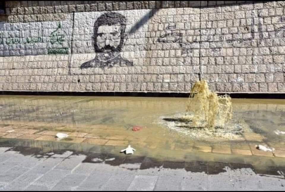 إذا كان هناك جائزة لأفضل الصور تعبيراً عن الحوثي،
فينبغي أن تفوز هذه الصورة وحدها بالعشرة المراكز للجائزة.