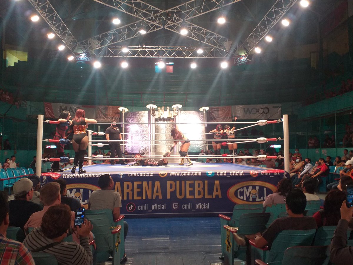 JL_Cuenca's tweet photo. #Lunes clásico de #Arena #Puebla #CMLL #Fitheraphy #Fisioterapia https://t.co/VwgecrCYMF