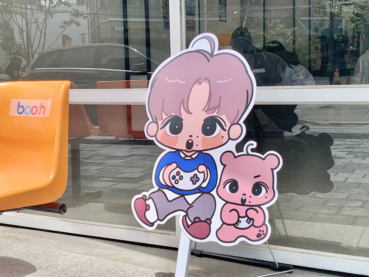 looats's tweet photo. 🐻🖤 https://t.co/lztVqs2NOF