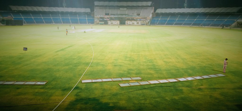 HamzaEjaz367's tweet photo. Multan Cricket Stadium ready to host three match ODI series between Pakistan and WestIndies.
Today the captain of both team will talk to media..
#pakistanvswi 
#babarazam 
#nicolaspooran 
#multancricket https://t.co/sdzUnyhr92