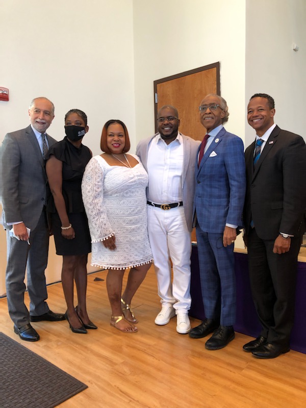 CarrieSolages's tweet photo. Thank you 2nd Baptist Church Bladwin and Pastor McRAE Jr. and family and @TheRevAl for a powerful sermon. #Pentecost #preinstallation https://t.co/bvvDqyCin4