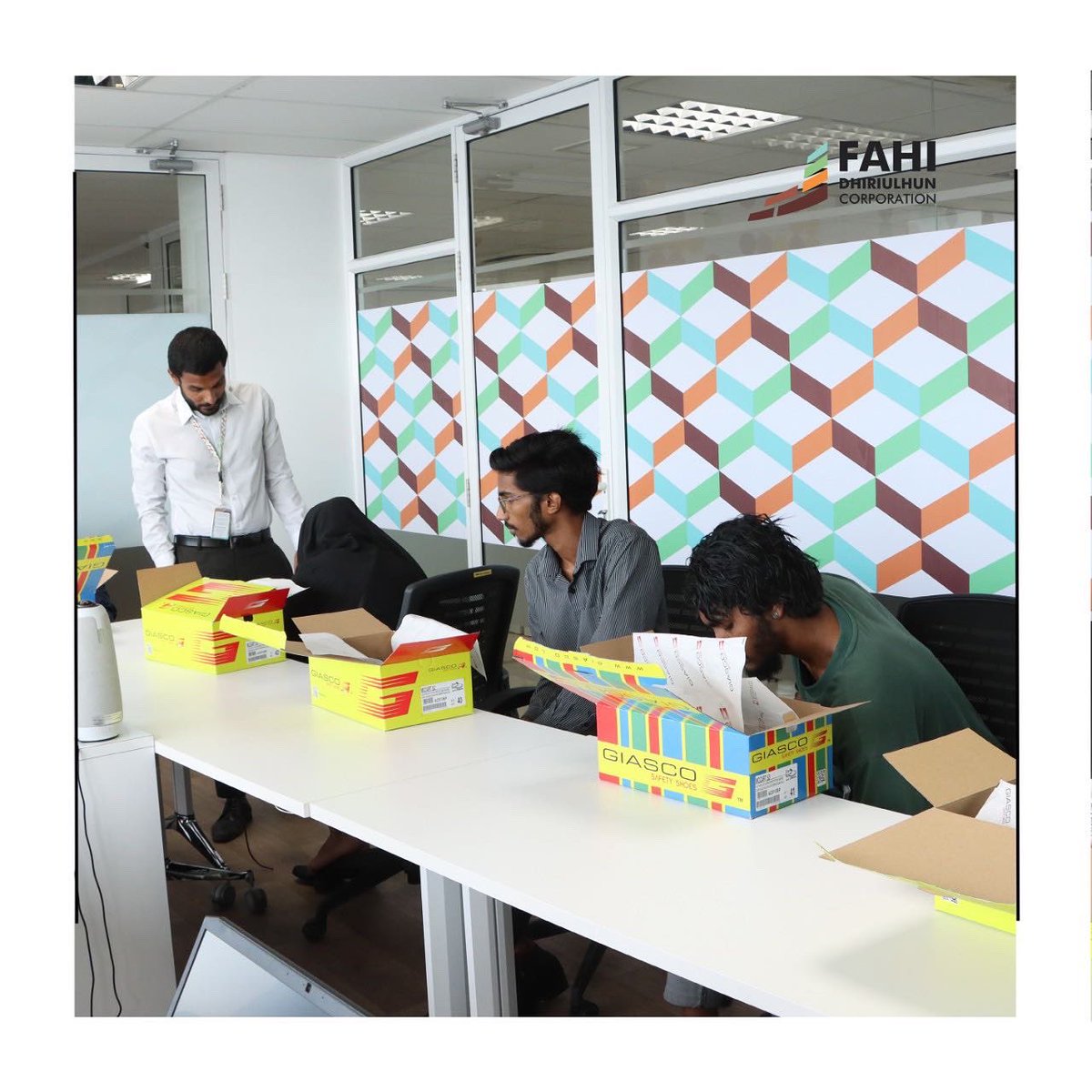 RakinFulhu's tweet photo. We had orientation for the students of the national apprenticeship program. They where given brief introduction of fahidhiriulhun corporation and the work which would be done by them.

#fahidhiriulhun #NationalApprenticeshipProgram2022 https://t.co/xVB352by5g