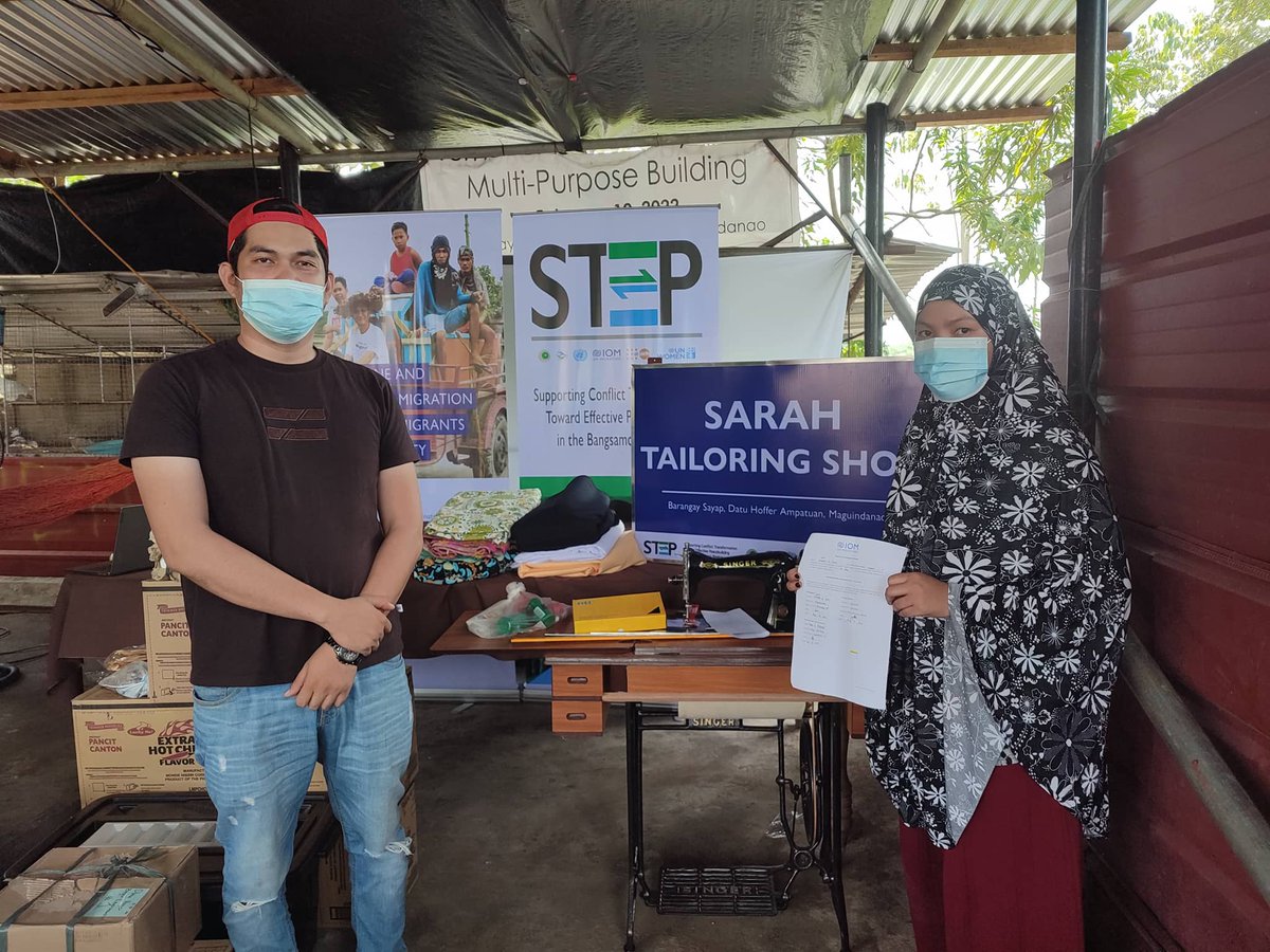 IOM_Philippines's tweet photo. IOM, with generous support from @UNPeacebuilding through the joint #STEPBARMM project, distributed livelihood packages on 18-27 May 2022 to 300 at-risk individuals residing in the 15 target communities in #BARMM. https://t.co/SDeufBZULW