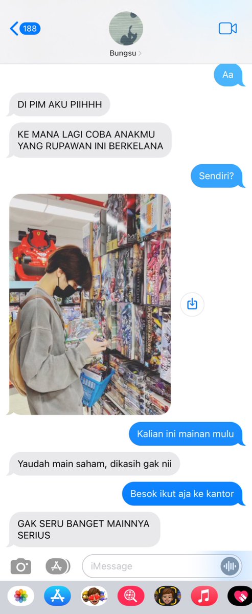 morethandew's tweet photo. because you asked 😀😀😀 tipis-tipis aja ya tapi pasti pada kenal dong sama papa dan papi 💃🏻🕺🏻💃🏻🕺🏻

((ini tidak masuk ke dalam main story line au iparan ya kawan karena aku cuman iseng-iseng belaka)) https://t.co/gOhGZHmEhk