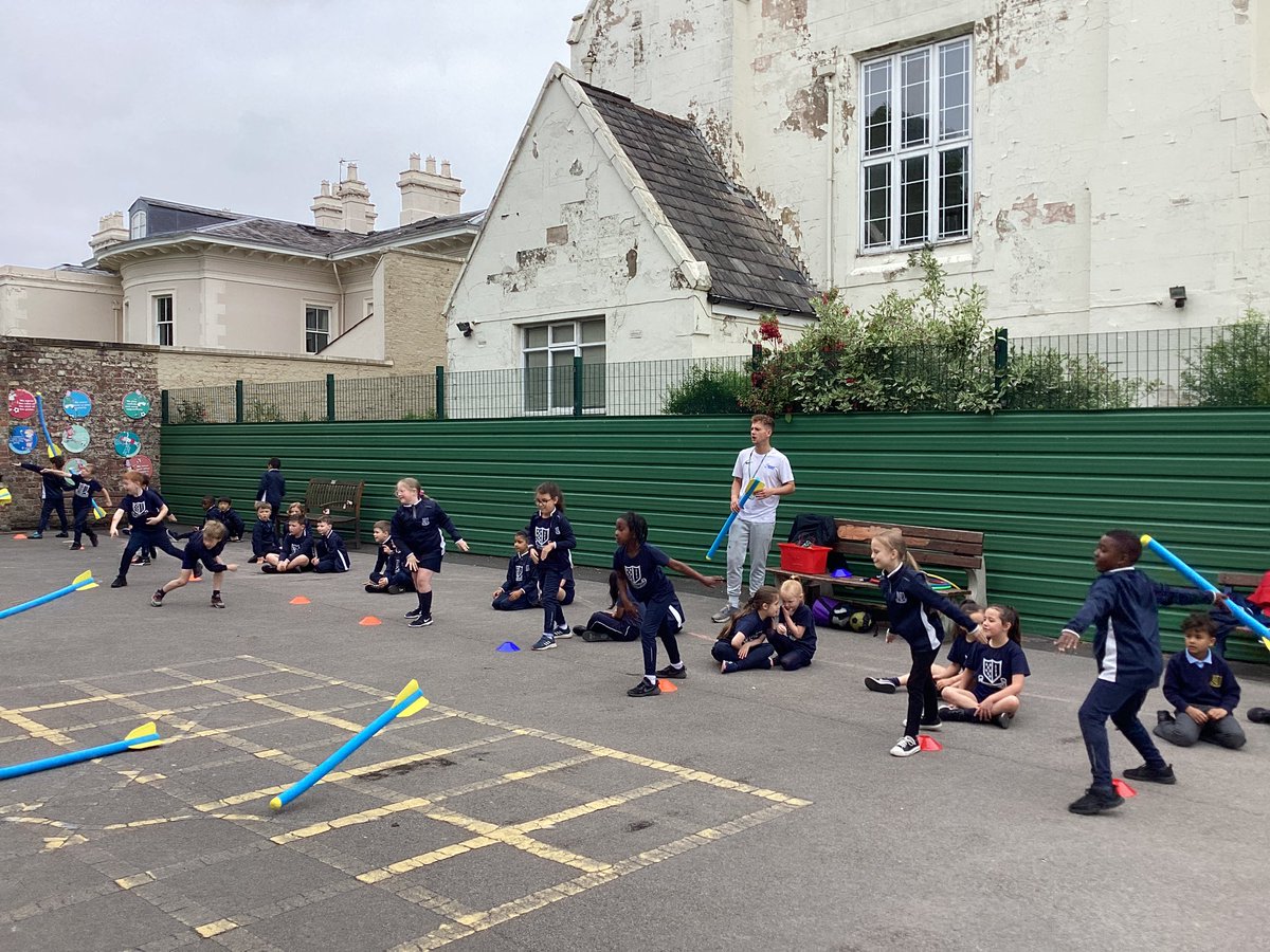 StSebastiansPrimary tweet media