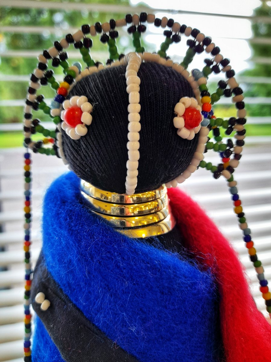 eastlothianlibs's tweet photo. It's that time again! #Bookchooseday!! The lovely folks at @BromsgroveLib have asked us to share something on our shelves that's not a book. This is when working at #libraryHQ comes in handy... a beautiful #AfricanArtefact that our YPS dept. can loan to schools in a Project Box! https://t.co/TgR1mUtuVX