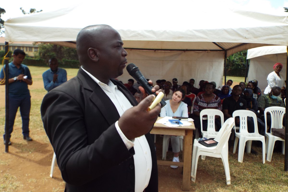 refugeelawproj's tweet photo. As the Access to Justice Programme of @refugeelawproj , we empower you with knowledge of your rights and obligations here in Uganda so that you are able to advocate for yourselves - @willymboode https://t.co/c0YMflXegU