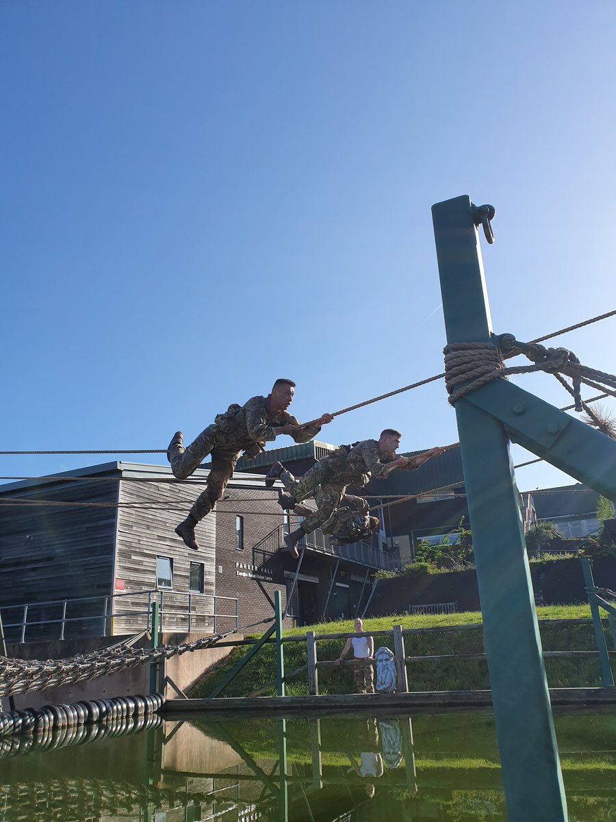 RMR London (@londonrmr) on Twitter photo Last weekend was a huge milestone for 121Tp. All ranks from <a href="/LondonRmr/">RMR London</a> successfully passed Bottomfield passout. A series of 4 gruelling tests that mark a significant stage in training.
<a href="/CommandoTRG/">Commando Training</a> <a href="/ollytodd/">Olly Todd</a>
@CdreMelRobinson @LtGenMagowan Last weekend was a huge milestone for 121Tp. All ranks from <a href="/LondonRmr/">RMR London</a> successfully passed Bottomfield passout. A series of 4 gruelling tests that mark a significant stage in training.
<a href="/CommandoTRG/">Commando Training</a> <a href="/ollytodd/">Olly Todd</a>
@CdreMelRobinson @LtGenMagowan