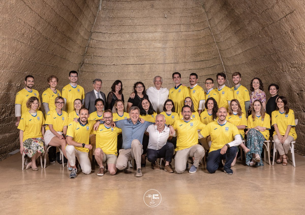 "A special coach for the Cantera" 2022 edition. A course devoted to young hematologists and headed by international experts on hematologic malignancies. Promoted by <a href="/EHA_Hematology/">European Hematology Association</a> and @FIL_Onlus