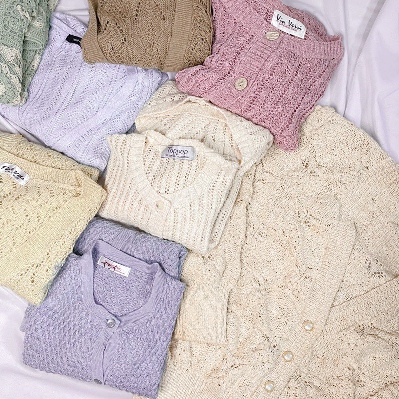 Yuk tambah penghasilan dengan order paket usaha thrift, ada cardigan dan knitwear only 30rban/pcs! Yang mau order atau tanya2 bisa dm aku ya 😍✨
