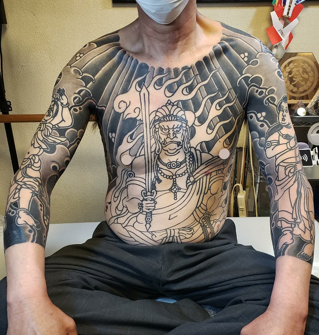 刺青道場　二代目梵天　tattoo タトゥー　彫師 三代目梵天 湘南彫英が10月8日に亡くなられ12日に葬儀が行われ