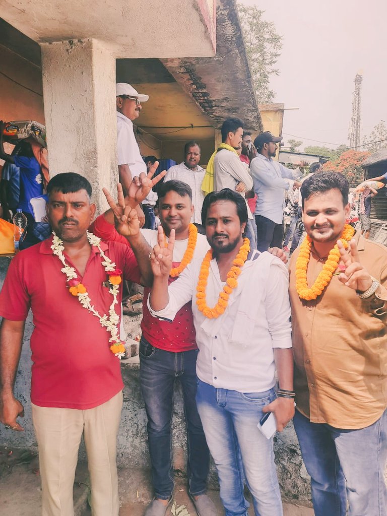 arman_00786's tweet photo. #ये जीत उत्तरी घोड़ाबांधा छेत्र बारिनगर पंचायत वार्ड नम्बर 7 के समस्त जनताओं का जीत है। ये जीत आमजनताओं का जीत है। https://t.co/GyKJOoNyN8