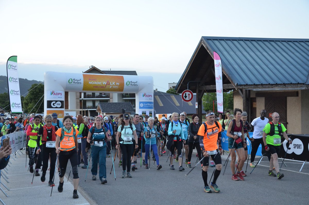 Numerisat73's tweet photo. Numerisat est très heureux d'avoir participé en tant que partenaire à la 10e édition de l’Euro NordicWalkin’Vercors🎽🥇
De multiples marches nordiques ont été réalisées par 2 600 randonneurs🏃
Un grand merci à eux d'avoir organisé cet événement chaque année🏆
#NordicWalkin #sport https://t.co/sdK2uWtD5f